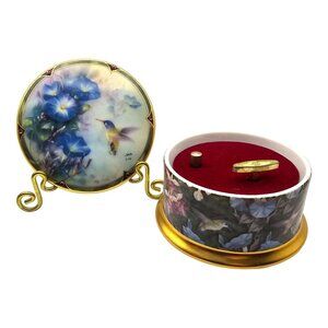 Ruby-Throated Hummingbird Music Box Lena Liu Ardleigh-Elliott Waltz of Flowers